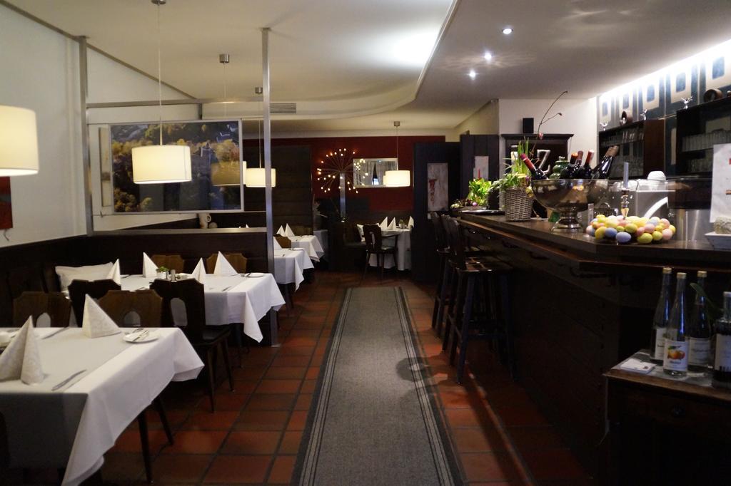 Hotel Restaurant Zunftstube Сарбург Екстериор снимка